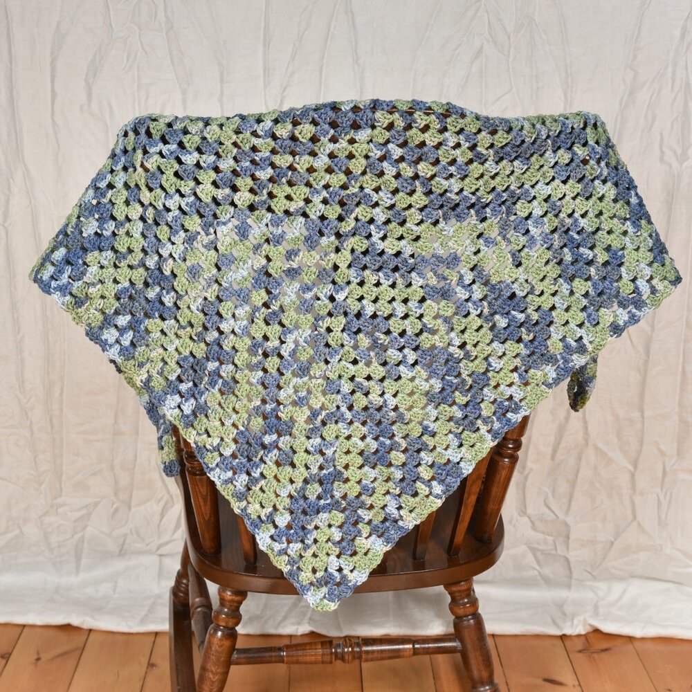 New hand crocheted shawl, beautiful pattern & colors, a generous 66" across